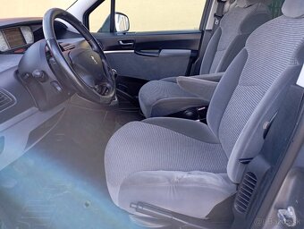 Peugeot 807 2.0 HDi - 12
