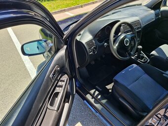 Volkswagen Golf 4 1.6 74kw - 12