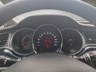 KIA CEED SW 1,6 GDi ZLATÁ EDÍCIA | jazdené - 12