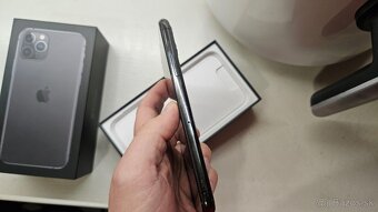 Apple iPhone 11 Pro 64GB - nejde faceID - 12