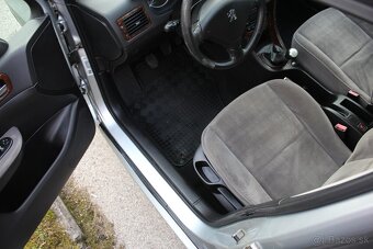 Peugeot 307 sw combi 2,0 HDI - 12