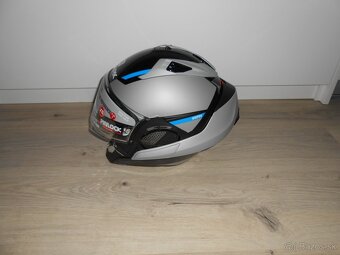 Predam krasnu novu moto prilbu znacky SHARK EVO GT SEAN - 12