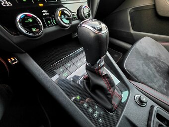 ŠKODA OCTAVIA RS Combi 2.0 TDI /facelift,Webasto✅️ - 12