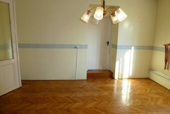 Na predaj rodinný dom iba 5 km od okresného mesta LC - 12