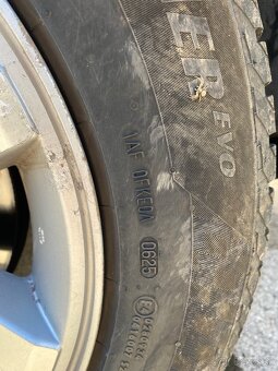 Suzuki Grand Vitara 2.0 - 12