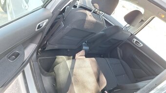 PEUGEOT 307 SW 1.6 HDI - 12