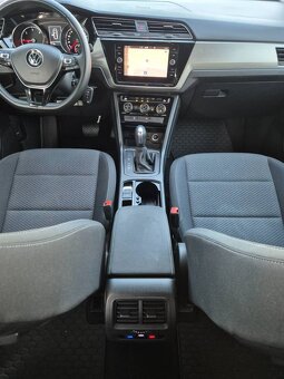 7-miestny Volkswagen Touran 2.0 TDI Comfortline DSG - 12