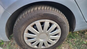 Predám volksvagen golf6 1.6tdi, r.v2012 - 12