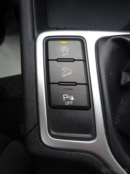 Kia Sportage 1.7 CRDi 85kW 1x maj.4x letní pneu,pěkná výbava - 12