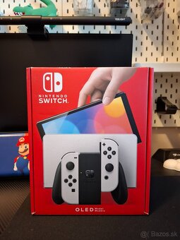 Nintendo Switch OLED - 12