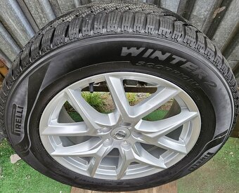 Atraktívna, orig. zimná sada VOLVO - 5x108 r17 + 235/60 r18 - 12