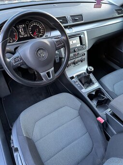 Volkswagen Vw Passat B7 Combi 2.0 TDI 100kw Comfortline,R17 - 12