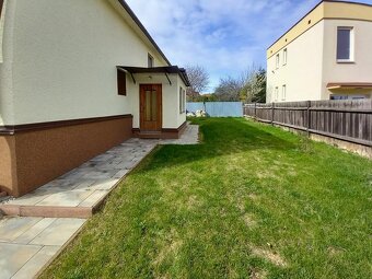 4 izbový rodinný dom vo Veľkej s garážou - 12