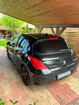 Peugeot 308 1.6HDI - 12
