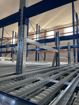 Výpredaj skladu–Kompletný regálový systém 40 m Jungheinrich - 12