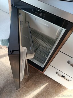 WEINSBERG CARAONE 450FU - 12
