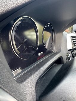 BMW 118i F21 - 12