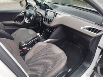 Peugeot 2008 Allure 1.6 HDI 88KW M6.2014 - 12