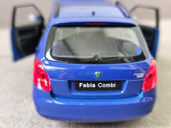 Predám nerozbalený model Škoda FABIA COMBI 2009 modrá farba - 12