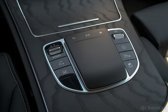 Mercedes Benz GLC 300e 4MATIC Plug-in Hybrid 155 kW 2021 - 12
