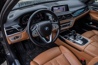 BMW Rad 7 730d xDrive-Vzduch-Pano-Harman-Headup-SoftClose - 12