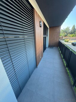 Moderný 2-izbový byt s terasou - 12