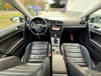 Volkswagen Golf Variant 1,4 TGi BMT Highline DSG7.110PS.Navy - 12