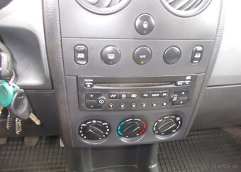 Citroën Berlingo 1,6 66KW KLIMA ,KOUP ČR nafta manuál 66 kw - 12