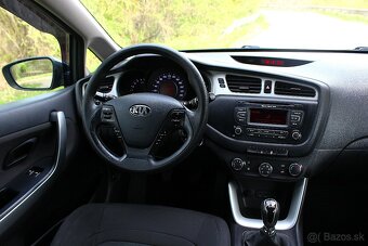 KIA.....CEED...66KW...CRDI...MANUAL 6st...2013....179TIS..KM - 12