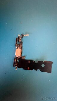 Náhradne diely APPLE iphone - 12