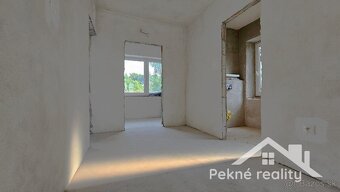 Predaj rodinného domu s garážou vo Zvolene - mestská časť Mô - 12