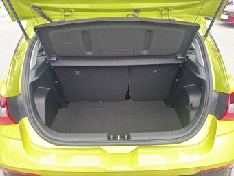 Hyundai i20 1.2i COMFORT + WINTER PACK + DIZAJN PACK - 12