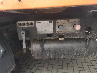 Nákladný príves - 12