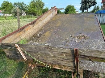 Predám obojstranne vyklápaciu vlečku za traktor - 12