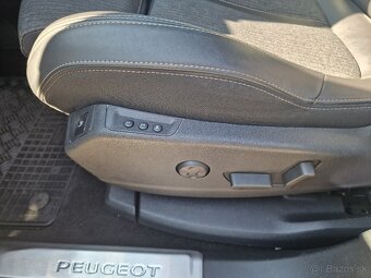 Predám Peugeot 5008 GT line - 12