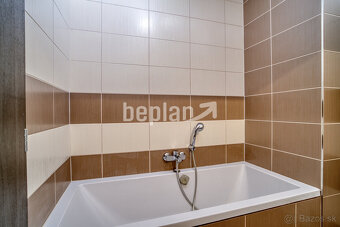 Na predaj moderný 3-izbový byt v Hamuliakove - 12