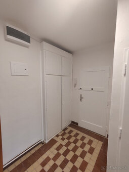 Prenájom 2 izbový, blízko Centra, Zimná, rekonšt nezariadený - 12