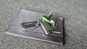 ŠKODA OCTAVIA COMBI RS - PREDAJ AJ NA SPLÁTKY - 12