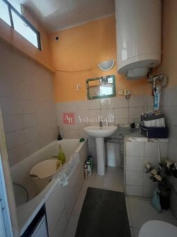 Rodinný dom pri V. Krtíši, pozemok 351 m2 - Malé Straciny - 12