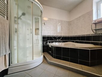 Znížená cena. Exkluzívne na predaj rodinný dom v... - 12