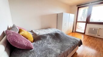 MOVEON exkl. ponúka komplet. zrekonštruovaný 3i byt so zar. - 12
