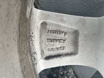 Predám Škoda Superb 3 Orion 215/60 r16 - 12