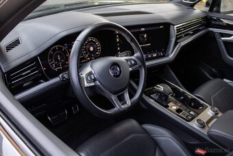 Volkswagen Touareg 3.0 V6 TDI SCR 286k R-Line 4Motion - 12