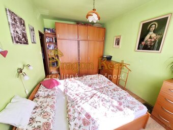PREDAJ – Rodinný dom so záhradou a terasou – ĽUBOTICE - 12