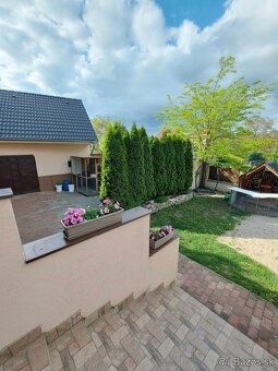🏡 Na predaj alebo výmenu: Dvojgeneračný rodinný dom v Holíč - 12