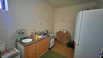 Na predaj 3-izbový rodinný dom v obci Trávnik - 12