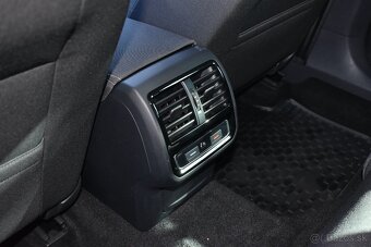VW PASSAT 2.0 TDI ROK 2021 //DSG//LED//ACC//LANE//SIDE ASIST - 12