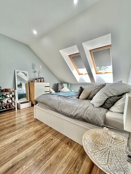 PRENÁJOM 3 izbový byt s parkovacím miestom - 12