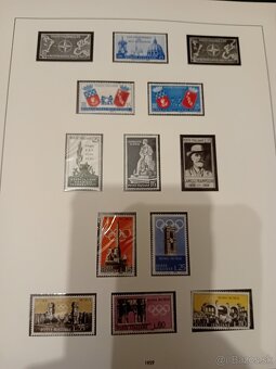 Známky Taliansko v albume - 12