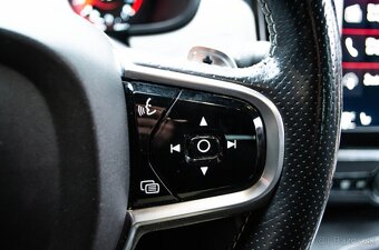 Volvo S90 D4 2.0L Drive-E R-Design A/T AWD - 12